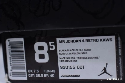 black 4 retro 540 kaws Air Nike 930155- 2906 Vibrant Jordan 0826